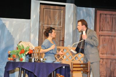 Premiéra divadelnej hry „ BOSÉ NOHY V PARKU “